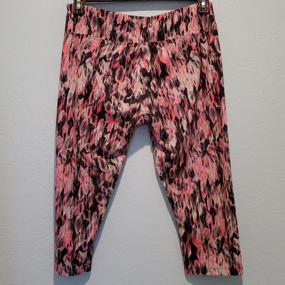 Marika Activewear Capri Leggings *2/$15 Sale - Picture 3 of 8